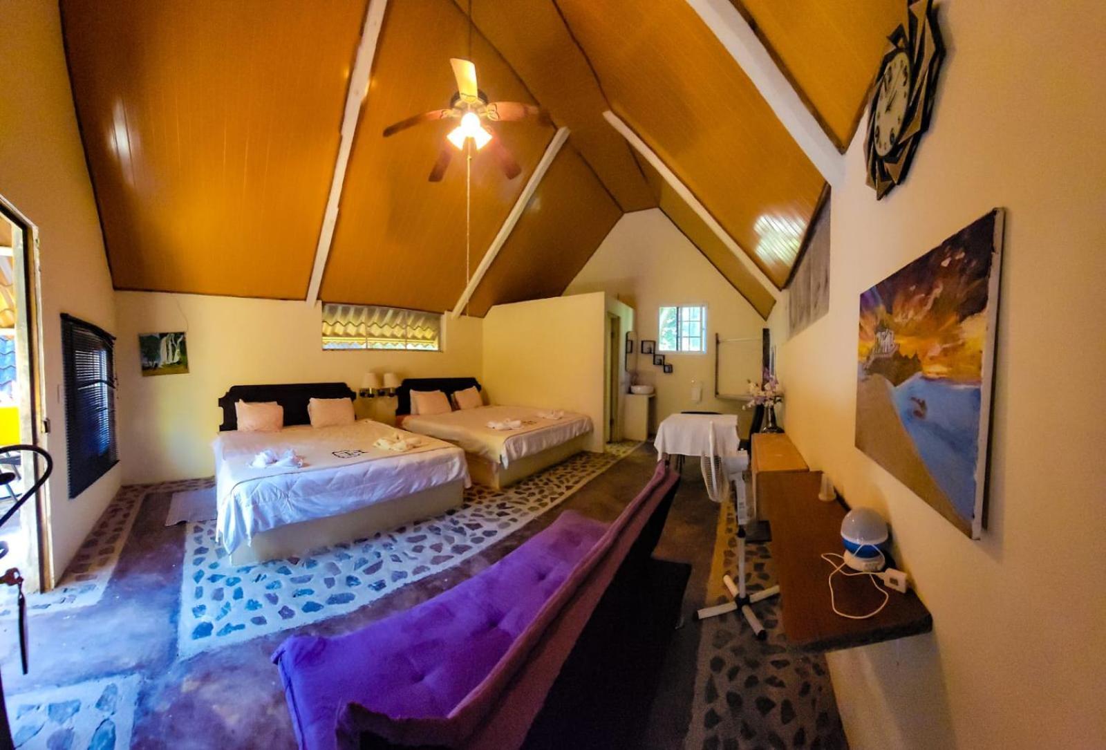 Refugio Cariguana Hotel *